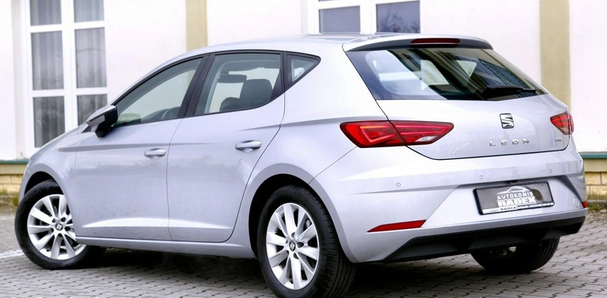 Seat Leon cena 74999 przebieg: 16000, rok produkcji 2019 z Przedecz małe 596